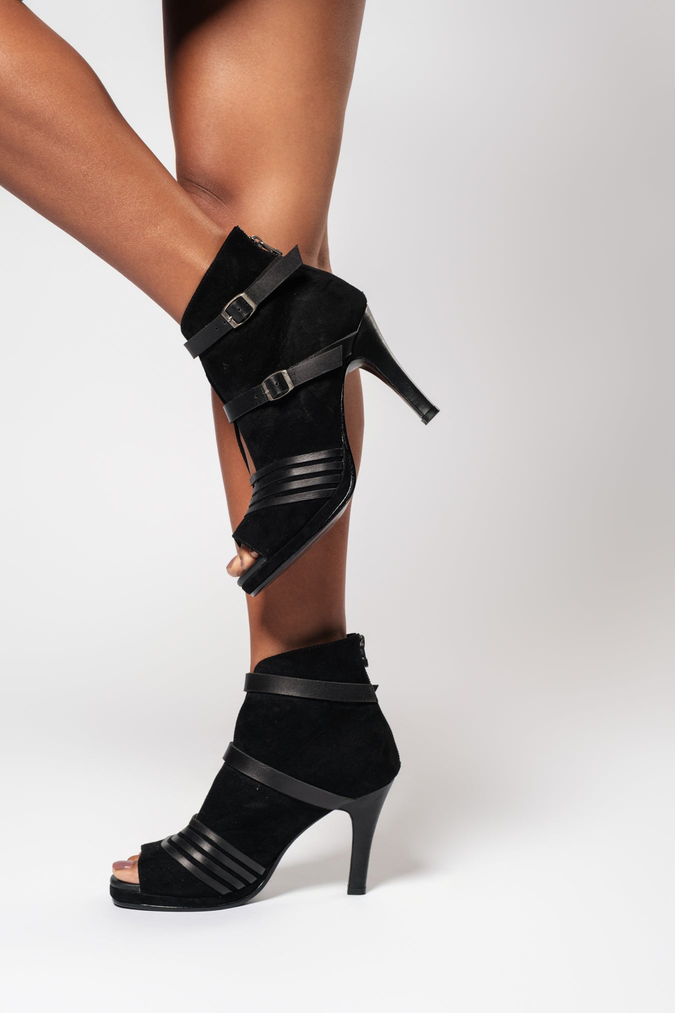 Connor, Talons En Cuir