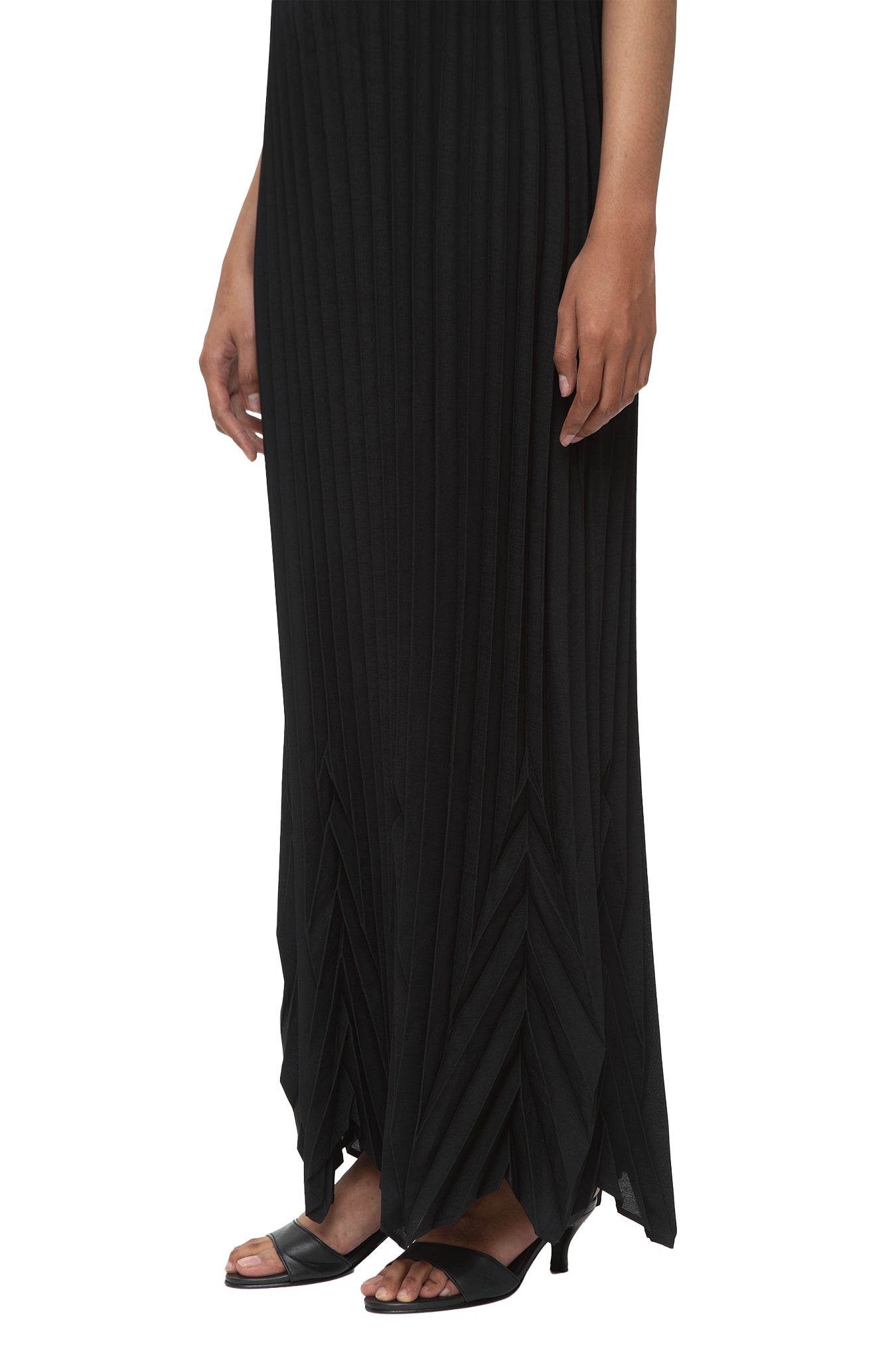 Anabella Sleevess Pleats Dress