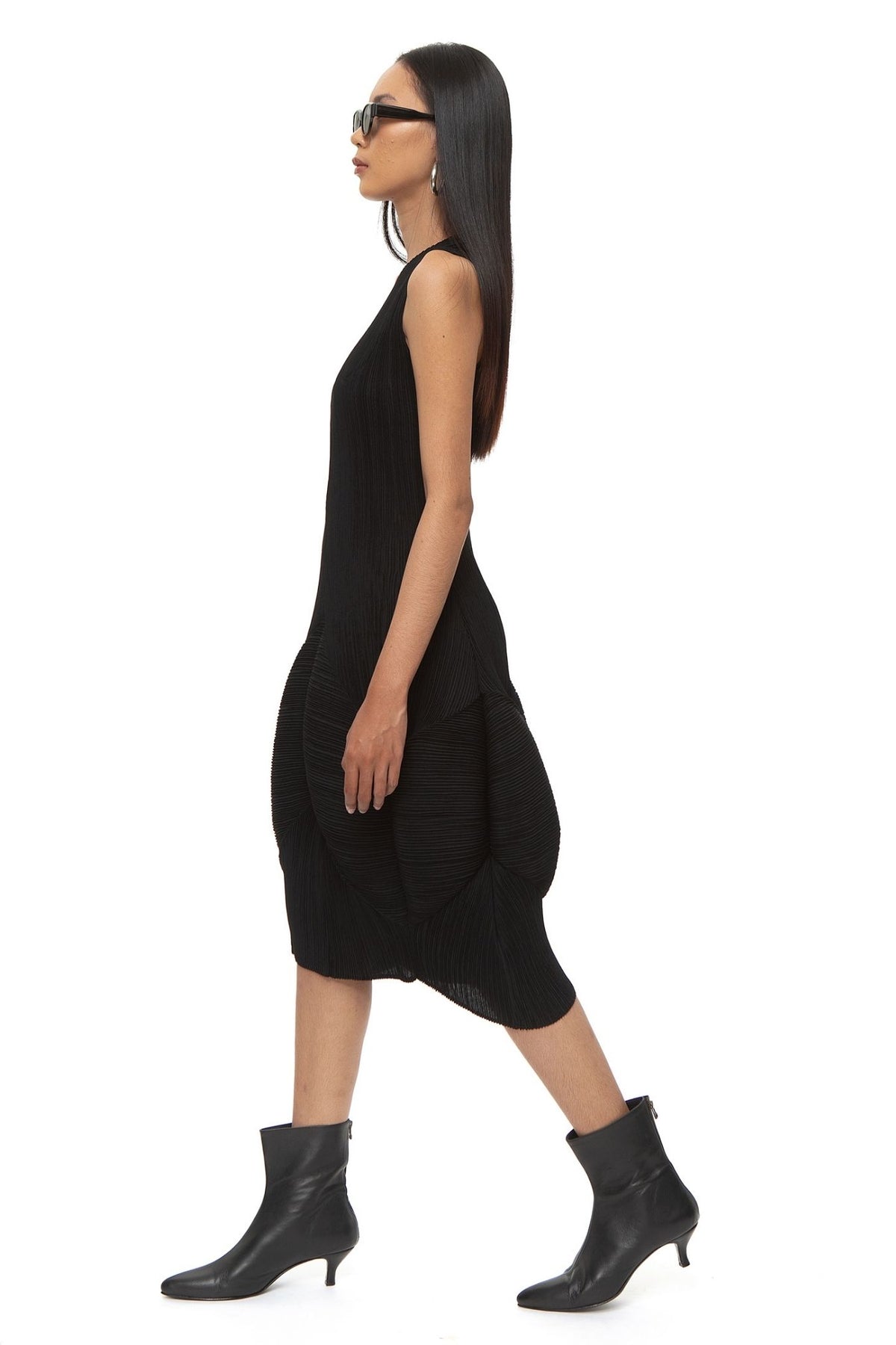 Donna Pleated Dress — Black