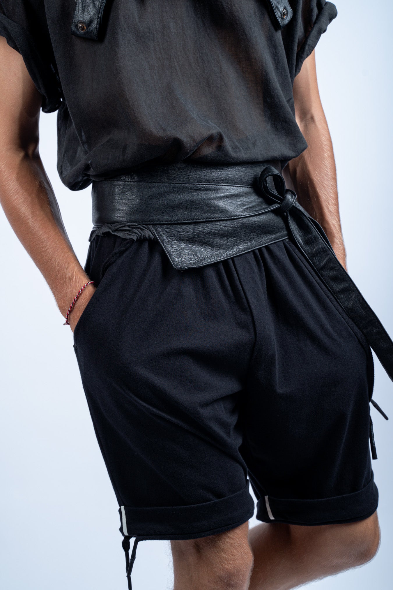 Panji, Ceinture en Cuir