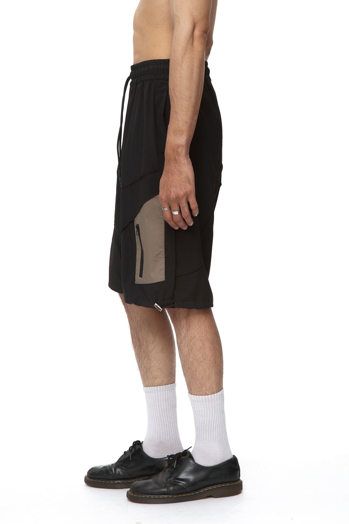 Isis Tech Short Pant — Black