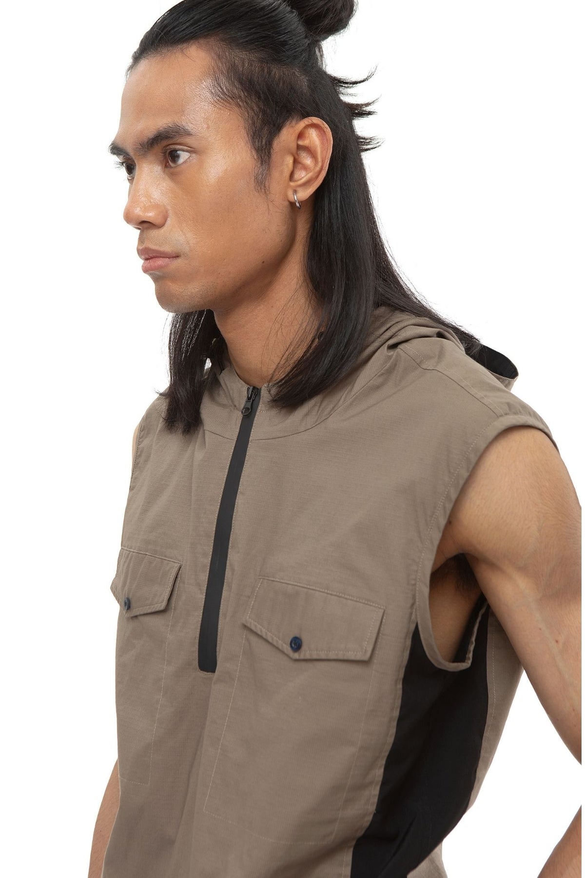 Kamba Hooded Vest — Mocca