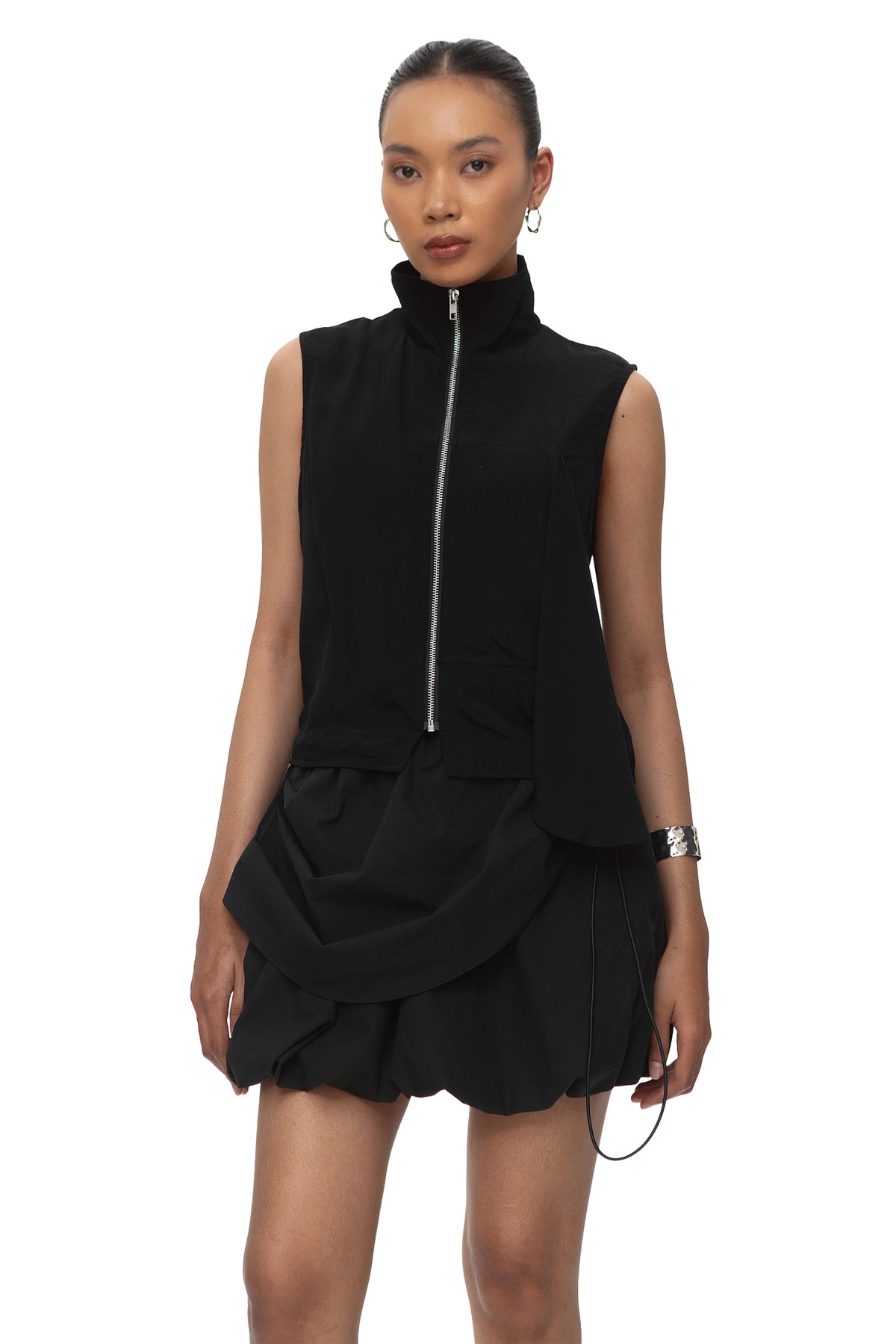 Apama Zip Top — Black