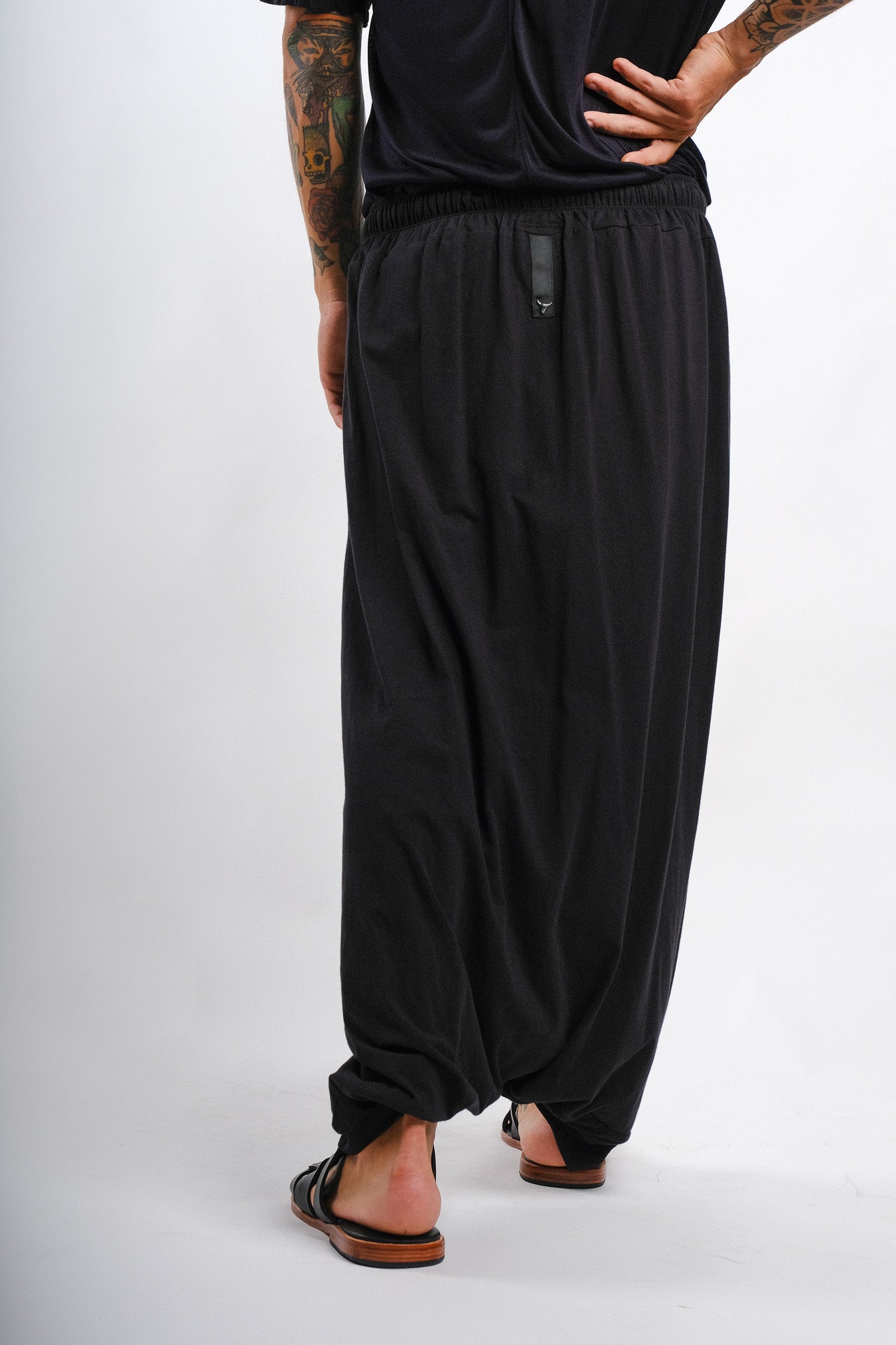 Shinzo, Pantalon Harem 